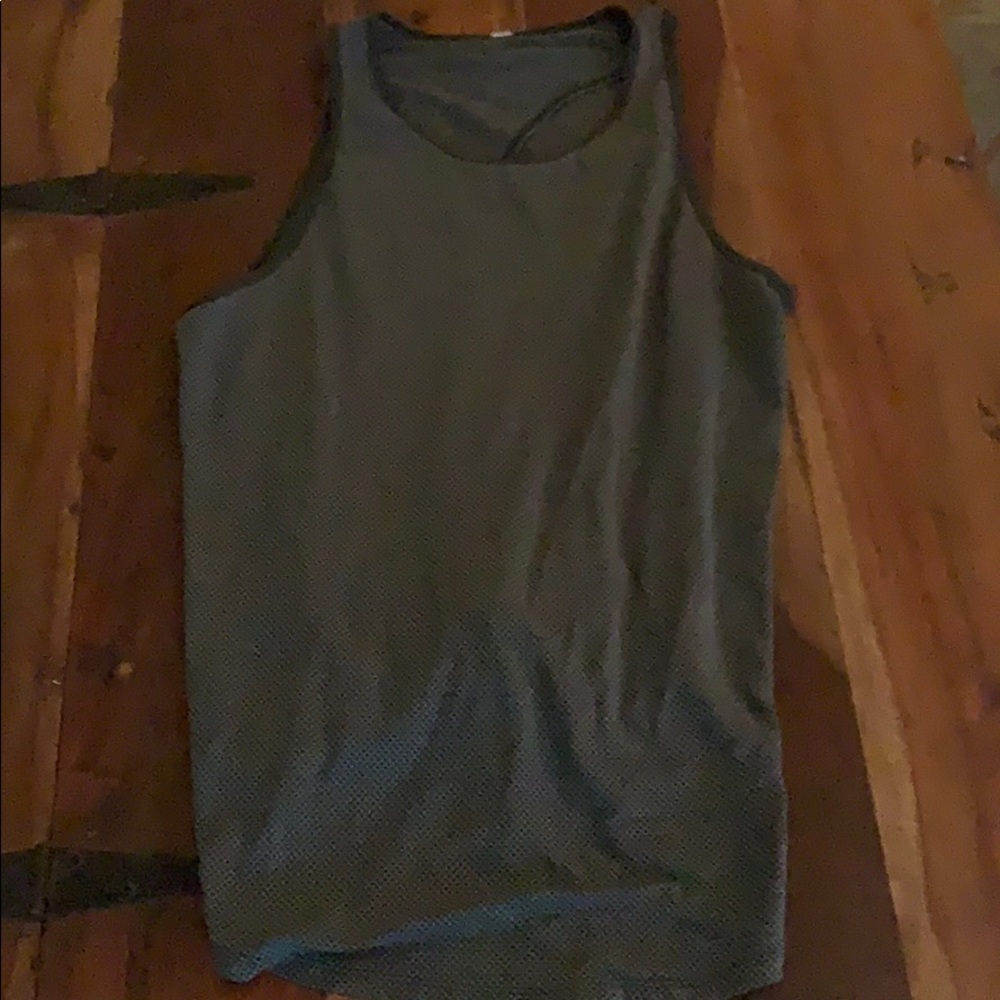 Lululemon tank sz 6